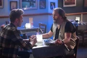 L-R: Sam Palladio as Gunnar Scott and Steve Earle as himself.