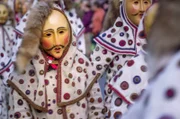 Die traditionellen Masken beim Fasnet-Umzug in Fridingen