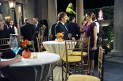 Jay Mohr (Gary), Paula Marshall (Allison).