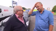Der Imbiss "Claudias Ding" läuft nicht und als Frank Rosin (r.) erkennt, dass hier viel mehr im Argen liegt, als zunächst angenommen, ist er der Verzweiflung nahe. Vor allem, als ihm auch noch Claudias Vater (l.) interessante Dinge offenbart ...
