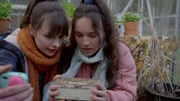 L-R: Jasmyn (Sarah Nauta), Anika Hunter (Kyra Isako Smith)