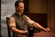 Major Craddock (Jonathan Tucker)
