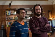 Kumail Nanjiani als Dinesh Chugtai (l.), T.J. Miller als Erlich Bachman (r.)