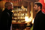 Pictured L-R: Burton Guster (Dulé Hill) , Shawn Spencer (James Roday )