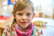 Abigail (8 Jahre) in der Schule.