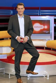 SÜDWESTRUNDFUNK Flutlicht - Das Sportmagazin aus Rheinland-Pfalz, jeweils sonntags um 22:05 Uhr im SWR Fernsehen (RP) Moderator Holger Wienpahl.