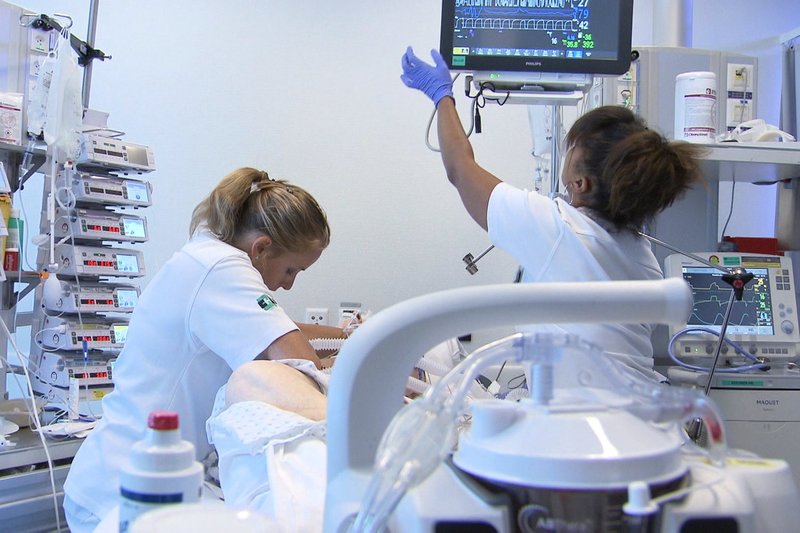 Pflege - Zwischen Frust und Leidenschaft (CH, 2020)