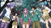 (v.l.n.r.) Mizore Shirayuki; Yukari Sendo; Moka Akashiya; Tsukune Aono; Kurumu Kurono
