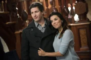 Jake Peralta (Andy Samberg), Sophia (Eva Longoria)