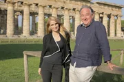 Tiziana D'Angelo und Andrew Wallace-Hadrill in Paestum.