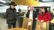 Anke (38) und Carsten (48) beim Feilschen um die Terrassen-Garnitur - wie erfolgreich werden sie sein?
