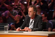 Spielleiter Hugo Egon Balder in seinem Element ...