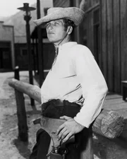Faszination Wilder Westen: "Cowboys - Mythos der Westernhelden" zeigt, wie die Film- und Fernsehproduktionen der letzten Jahrzehnte die Revolverhelden zu Legenden gemacht haben. So zum Beispiel "Billy the Kid - Einer muss dran glauben" mit Paul Newman ...