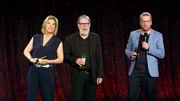 Komikerin Sia Korthaus, Gastgeber Wolfgang Trepper und Comedian Benni Stark