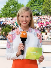 Andrea Kiewel.