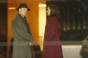 Red (James Spader) und Liz (Megan Boone) haben eine illegale Adoptionsorganisation im Visier, die Babys entführt.