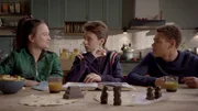 L-R: Anika Hunter (Kyra Isako Smith), Sal Hunter (Daan Creyghton), Oliver (Eliyha Altena)