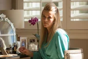 Madeline Mackenzie (Reese Witherspoon).