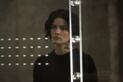 Weiß nicht, wie weit sie ihrem Bruder vertrauen kann: Jane (Jaimie Alexander) ...