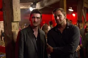 Tony McFarr (stunts), Toby Leonard Moore (Christopher Hanson)