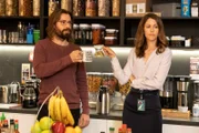 L-R:Bertram Gilfoyle (Martin Starr), Monica Hall (Amanda Crew)