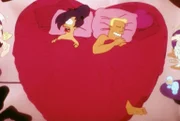 Entsetzt wacht Leela (li.) im Bett des Playboys Brannigan auf.