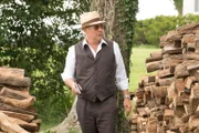 Red (James Spader)