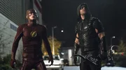 Grant Gustin, Stephen Amell (Oliver Queen / Arrow)