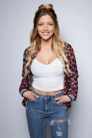 Lehrerin Thea