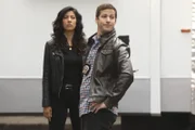 Rosa Diaz (Stephanie Beatriz), Jake Peralta (Andy Samberg)