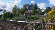 Bauerngarten im Fränkischen Freilichtmuseum in Fladungen.