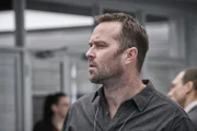 Kurt Weller (Sullivan Stapleton)