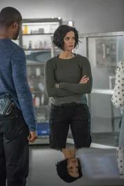 Rob Brown (Edgar Reade), Jaimie Alexander (Jane Doe).