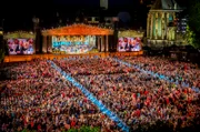 André Rieu und sein Johann Strauss Orchester aus Vrijthof in Maastricht