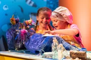 "Das jüngste Gericht": Chiara (r.) und ihr Helferlein Emma (l.)