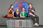 Das "What's up, Warthogs!"-Team v.l.n.r.: Laney (Ana Golja), Victoria (Karissa Lee Staples), Eric (Tiago Abreu) und Charlie (Eduard Witzke).