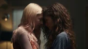 Jules Vaughn (Hunter Schafer), Rue Bennett (Zendaya)