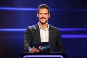Fototermin mit Andreas Moravec als Moderator von ServusTV's "Quizmaster".