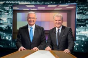 SaarTalk - Der Polit- und Gesellschaftstalk SaarTalk mit den Moderatoren Peter Stefan Herbst (Chefredakteur Saarbrücker Zeitung, rechts) und Norbert Klein (Chefredakteur SR-Fernsehen).