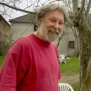 MDR Fernsehen TRÄUME AUF DEM RITTERGUT (1), "Anders leben in Jahnishausen", am Mittwoch (02.01.14) um 19:50 Uhr.
Jürgen
(Foto für alle Folgen verwendbar)