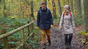 Marco Schreyl und Lisa Feller im Naturschutzgebiet "die Burg" in Marl.
