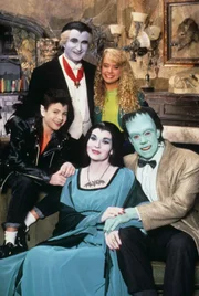 THE MUNSTERS TODAY, (clockwise from top left): Howard Morton, Hilary Van Dyke, John Schuck, Lee Meriwether, Jason Marsden, (1989), 1987-91. © MCA TV