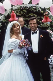 Kim Zimmer, Joe Penny