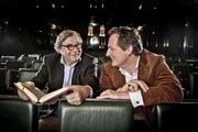 Mit Hellmuth Karasek (l) und Eckart von Hirschhausen.