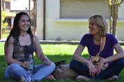 Marietta Slomka im Gespräch mit Catalina Rubilar, Sprecherin der Studentenschaft von Santiago de Chile.