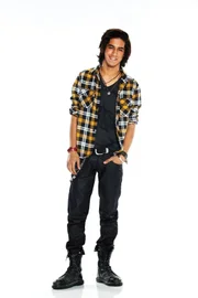 Avan Jogia