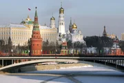 PHOENIX DER KREML UND DEUTSCHLAND, am Freitag (07.11.14) um 20:15 Uhr.
Russlands Machtzentrale: Der Kreml in Moskau.