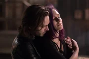 L-R: Jonathan Jackson as Avery Barkley and Rainee Blake as Alannah.