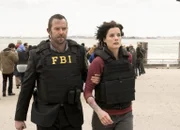 Gemeinsam versuchen sie, den ersten Fall zu lösen: Kurt Weller (Sullivan Stapleton, l.) und Jane Doe (Jaimie Alexander, r.) ...