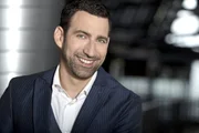 Moderator Till Nassif.
